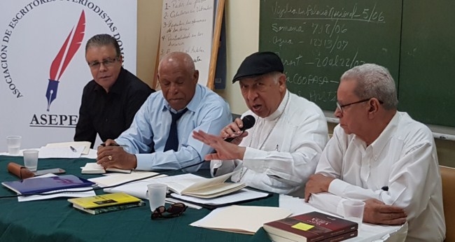 Directivos de entidades period&iacute;sticas acuerdan fortalecer la &eacute;tica y la actualizaci&oacute;n profesional