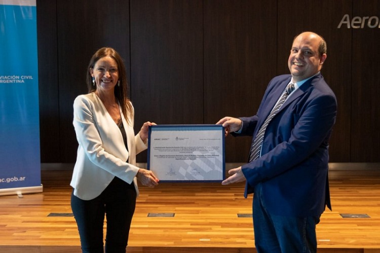 Aerolíneas Argentinas y Austral concretaron fusión