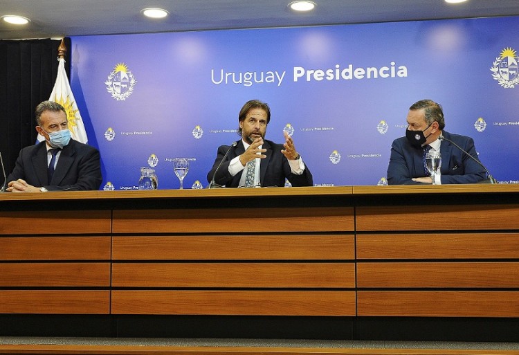 Uruguay retorna a la apertura parcial de fronteras