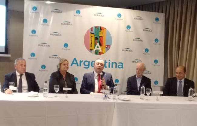 Buquebus promociona la ciudad Buenos Aires en Uruguay