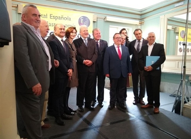 Miles de visitantes en el stand de Almer&iacute;a, Capital Espa&ntilde;ola de la Gastronom&iacute;a 2019