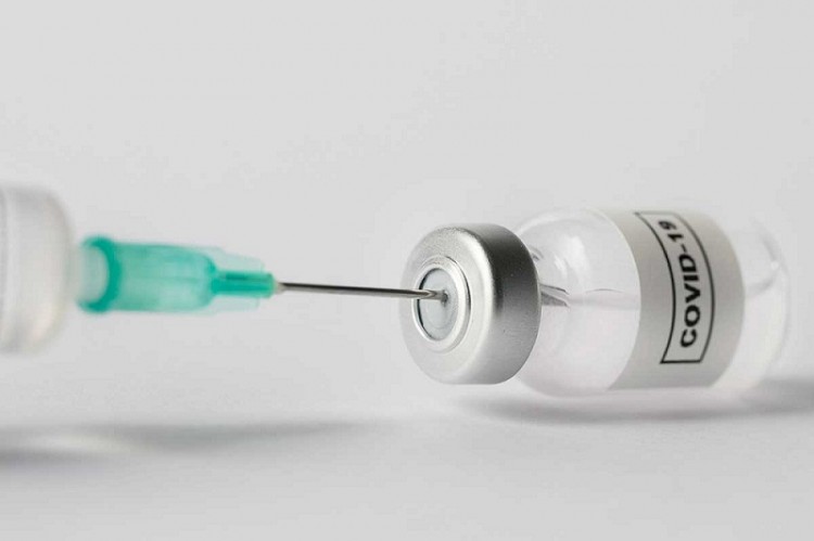 Comit&eacute; Mundial de Crisis para el Turismo y la era de las vacunas