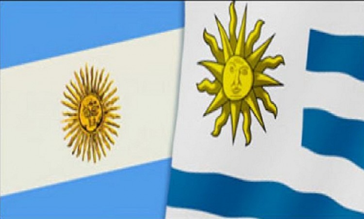 Argentina saluda a Uruguay