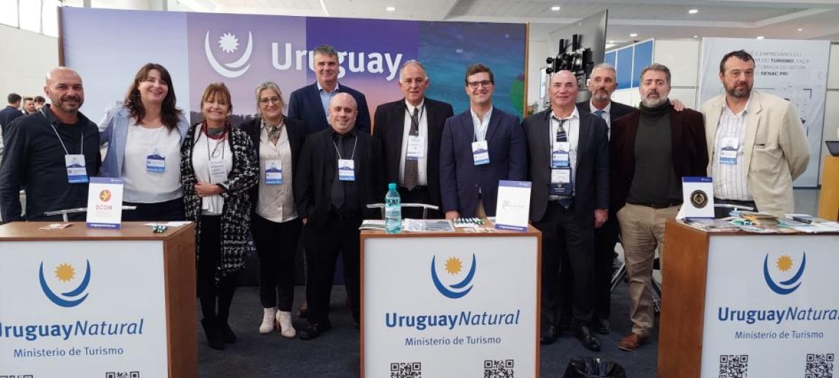 Delegaci&oacute;n de Uruguay en la Expo Turismo Paran&aacute;