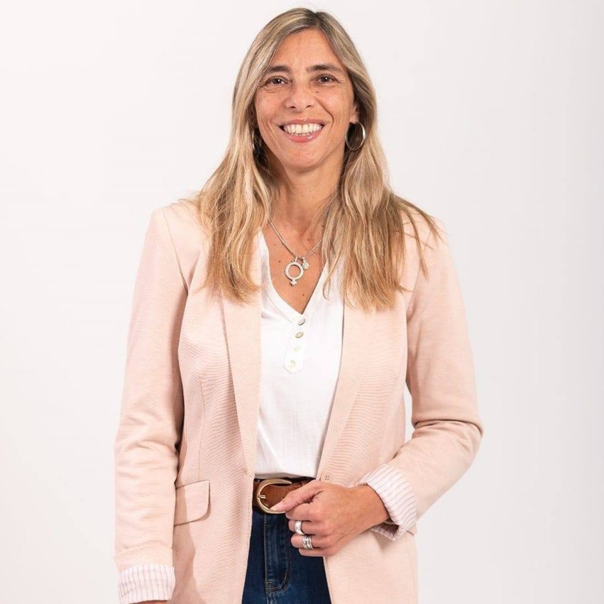 Nombramiento de nuevas autoridades del futuro gobierno de Yamandú Orsi, es relevante destacar la figura de Ana Claudia Caram