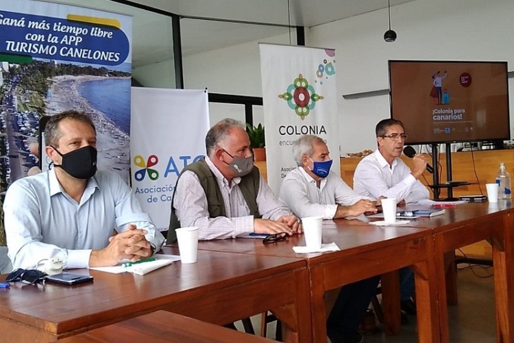 Colonia para colonienses y canarios y Canelones para canarios y colonienses