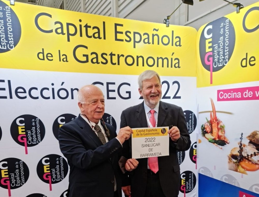 Pedro Palacios, director de CEG; Mariano Palac&iacute;n, presidente de CEG y de FEPET