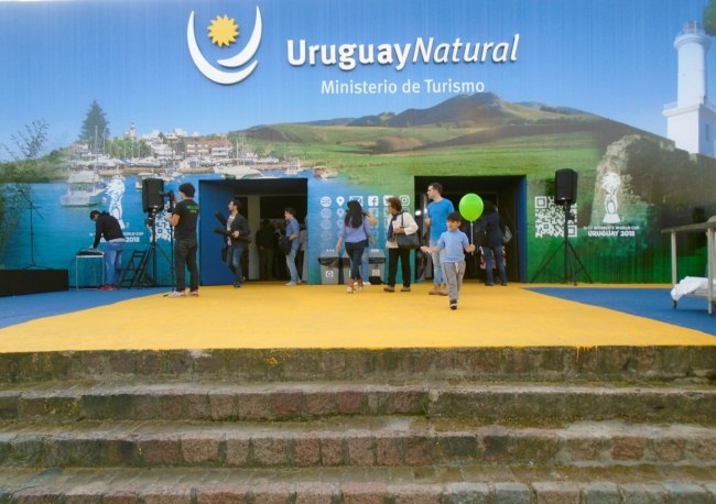 MINTUR inaugur&oacute; su pabell&oacute;n en Expo Prado 2018 y present&oacute; a &ldquo;Celeste&rdquo;