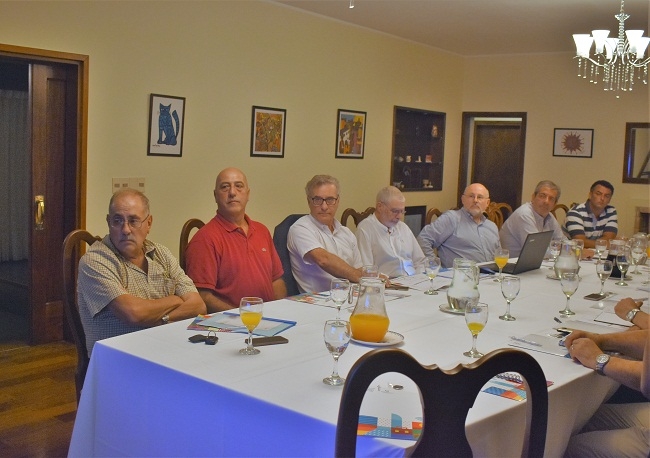 Reuni&oacute;n de coordinaci&oacute;n entre MINTUR y CAMTUR en Punta del Este
