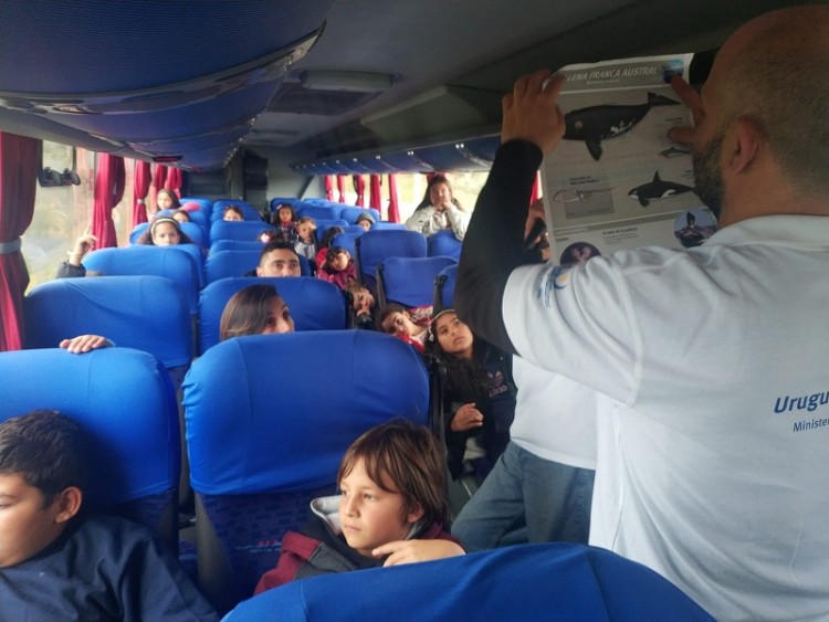 Para muchos, su primer viaje al mar...y vieron las ballenas!