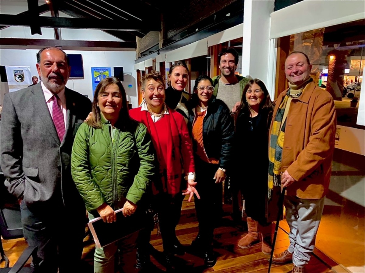 Exposición PINCELAS MINUANAS