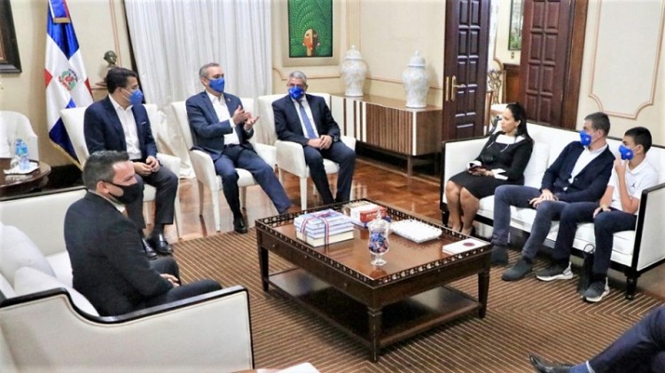 Secretario de la OMT vacacion&oacute; en Rep&uacute;blica Dominicana y resalt&oacute; su buena gesti&oacute;n del COVID 19