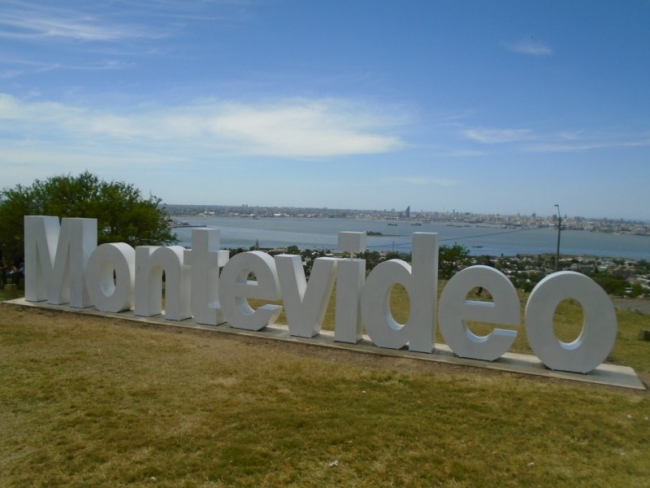 Montevideo se ve magn&iacute;fica desde el Cerro