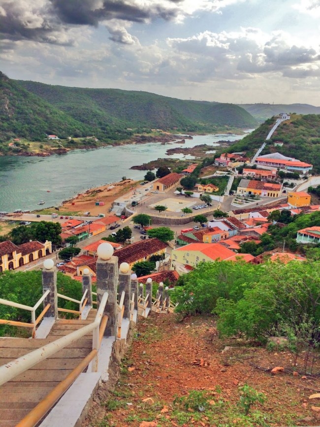 Piranhas: a lo largo del r&iacute;o y m&aacute;s all&aacute; del Canga&ccedil;o