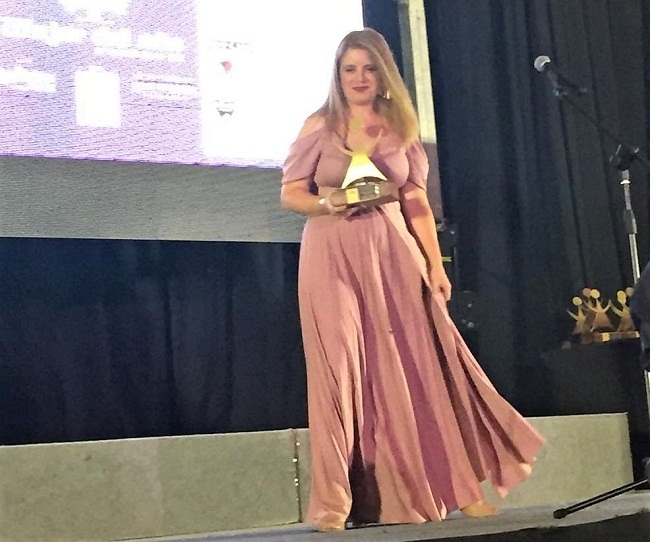 Secretaria general de la CAMTUR es Mujer del A&ntilde;o en Turismo