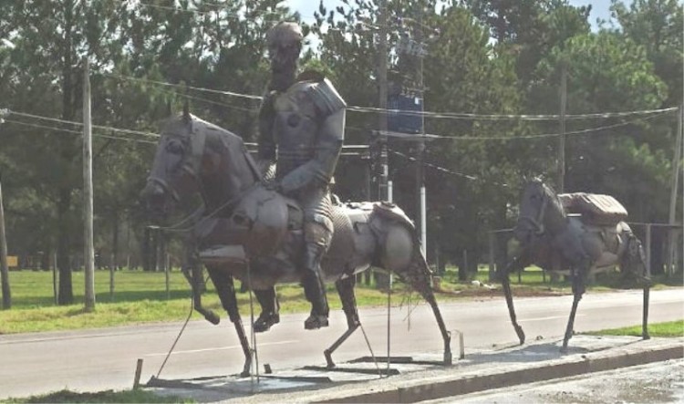 Esculturas de los quileros de Melo y Acegu&aacute;