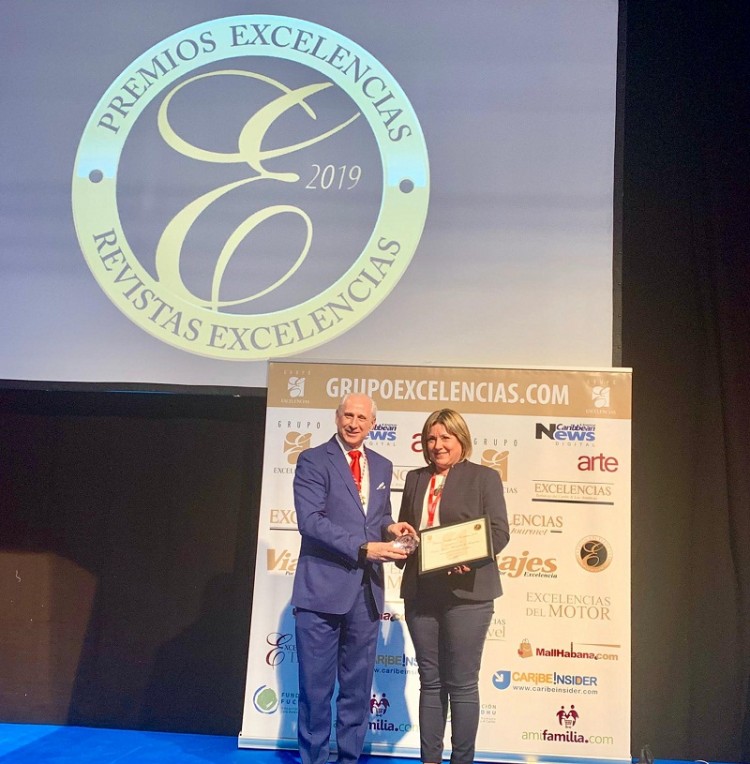 Montevideo recibi&oacute; el Premio Excelencias Tur&iacute;sticas en Madrid