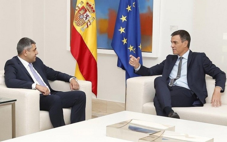 La OMT apoya los planes de Espa&ntilde;a para reiniciar el turismo