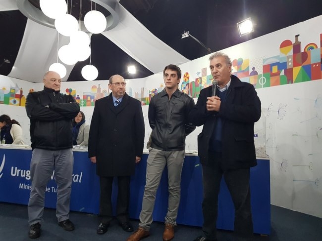 Reconocimiento al Piloto Santiago Urrutia