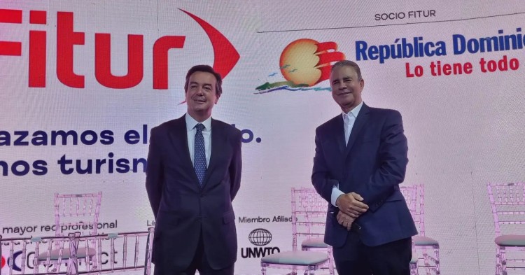 Eduardo L&oacute;pez Puertas, CEO de IFEMA Madrid y Luis Jos&eacute; Ch&aacute;vez, presidente de FIPETUR.