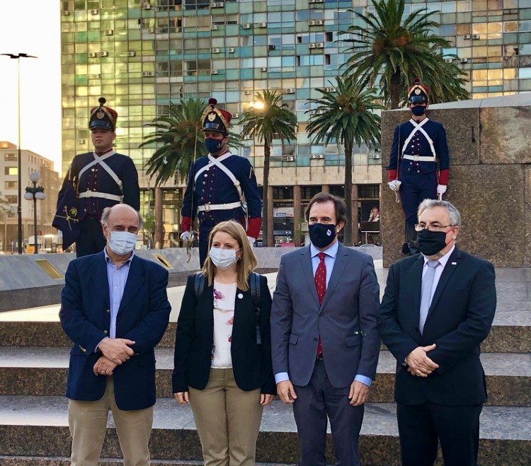 Centenario de AHRU - Asociaci&oacute;n de Hoteles y Restaurantes del Uruguay